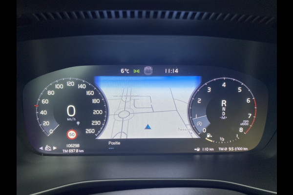 Volvo XC40 2.0 T4 Momentum Navigatie Full-led Trekhaak 2 Jaar garantie mogelijk* ( vraag naar de voorwaarde)