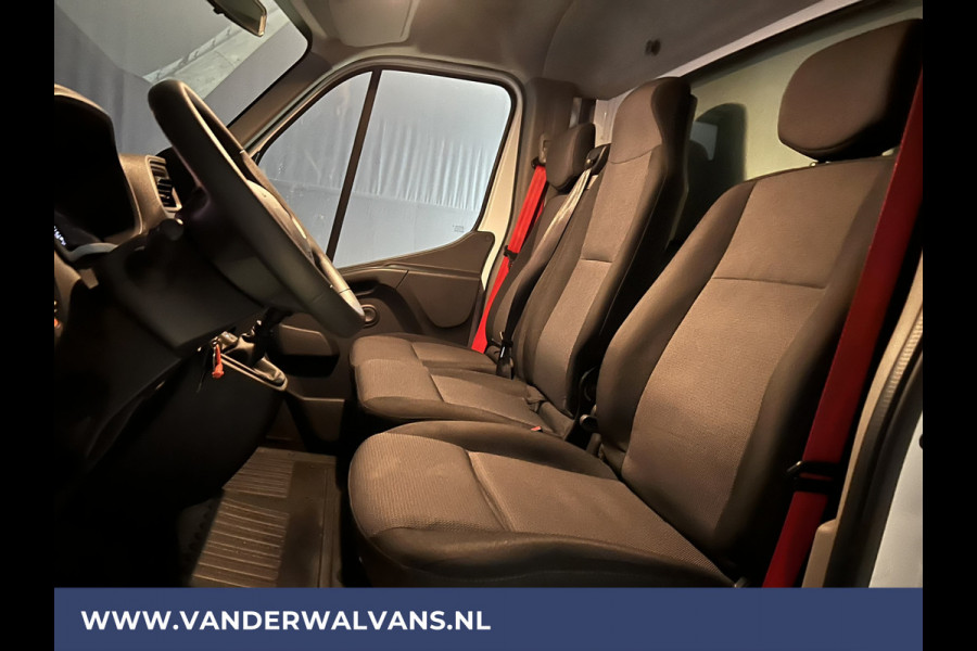 Renault Master 2.3dCi 146pk **BPM VRIJ voor de Ondernemer** Bakwagen 232cm Hoog Laadklep Zijdeur Euro6 Airco | Camera | Navigatie LED, Cruisecontrol, Bijrijdersbank, 903kg laadvermogen