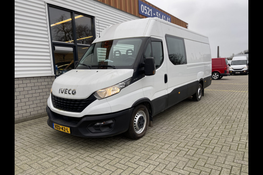 Iveco Daily 35S16V 2.3 410 L4H2 DC 7 persoons / vaste prijs rijklaar € 29.950 ex btw / lease vanaf € 536 / mag 3500 kg trekken / climate control / euro 6 diesel / 270 graden achterdeuren !