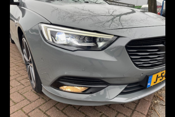 Opel Insignia Sports Tourer 2.0 BiTurbo 4x4 GSi Exclusive Automaat Full Options Nw prijs 74.000,=