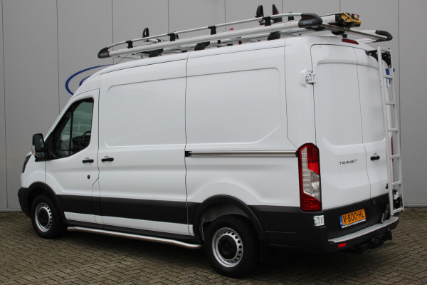 Ford Transit 290 2.0-105pk TDCI L2H2 Ambiente. Totaal 7 stuks, rest wordt nog gepubliceerd. Compleet ingerichte Ford Transit ! Camera, pdc v+a, airco, ladder achterd., opstaptrede met trekhaak, imperiaal met ladder, omvormer naar 220V, etc etc.