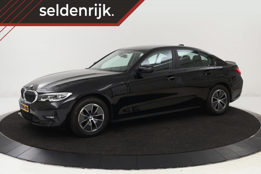 BMW 3 Serie 318i Business Edition | Trekhaak | Carplay | Live Cockpit | Full LED | Navigatie | Climate control | PDC | Cruise control | DAB