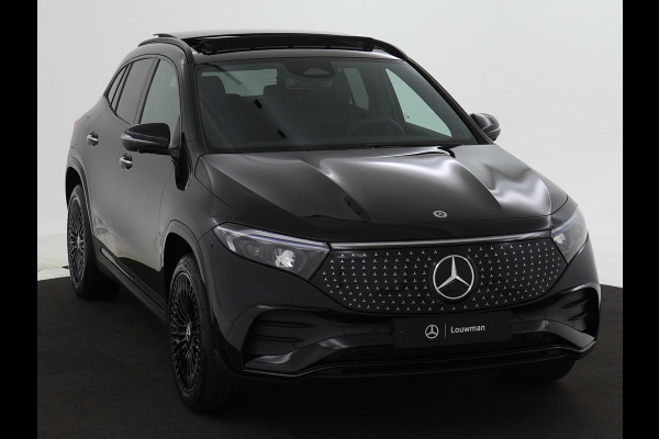 Mercedes-Benz EQA 300 4MATIC AMG Line 67 kWh | Trekhaak |  Panoramaschuifdak | Nightpakket | Premium pakket | KEYLESS-GO comfort pakket Burmester Surround Sound systeem | Parkeerpakket met 360°-camera |