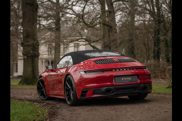 Porsche 911 Cabrio 992 Carrera 4S | SportDesign | PASM | Bose | Sportstoelen Plus | Sport Chrono