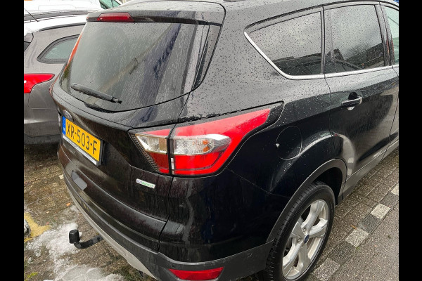 Ford Kuga 1.5 EcoBoost 150 PK Titanium Trekhaak | Winterpakket | Winterbandenset | Climate Control | Cruise Control