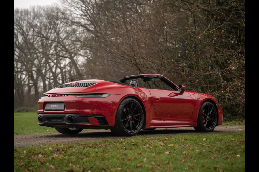 Porsche 911 Cabrio 992 Carrera 4S | SportDesign | PASM | Bose | Sportstoelen Plus | Sport Chrono