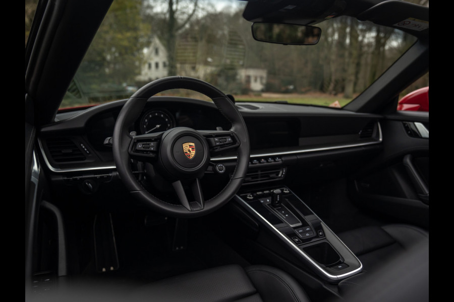 Porsche 911 Cabrio 992 Carrera 4S | SportDesign | PASM | Bose | Sportstoelen Plus | Sport Chrono