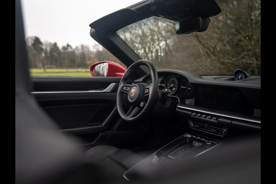 Porsche 911 Cabrio 992 Carrera 4S | SportDesign | PASM | Bose | Sportstoelen Plus | Sport Chrono