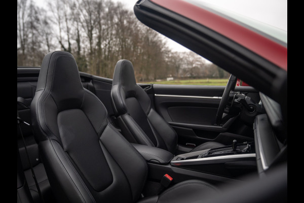 Porsche 911 Cabrio 992 Carrera 4S | SportDesign | PASM | Bose | Sportstoelen Plus | Sport Chrono