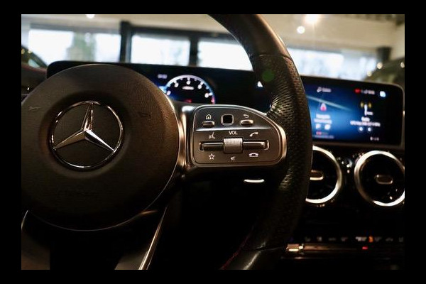 Mercedes-Benz CLA-Klasse Shooting Brake 200 AMG|Widescreen|CAM