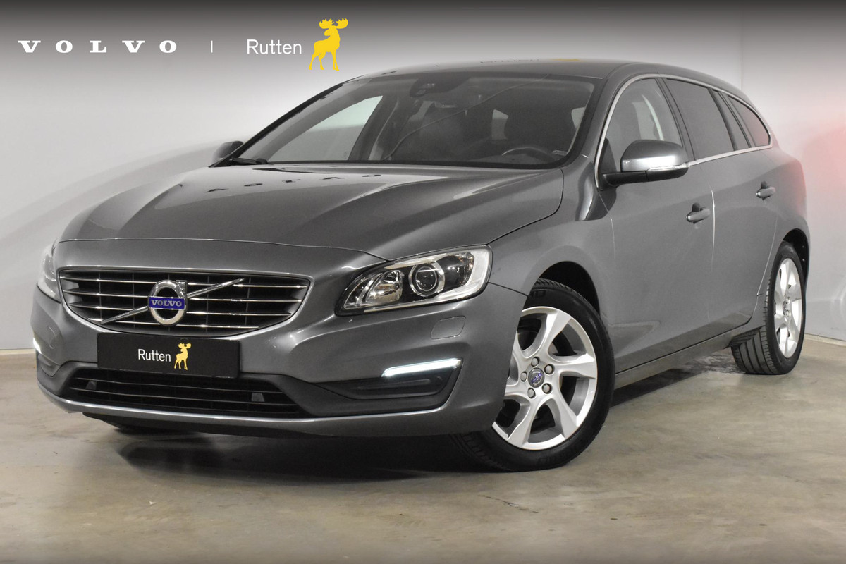 Volvo V60 T2 122PK Automaat Summum / Xenon / Leer / Donker getint glas / Navigatie /