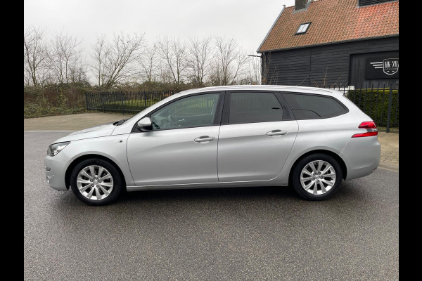 Peugeot 308 SW 1.2 PureTech Style Panoramadak Navigatie Pdc Lm Velgen