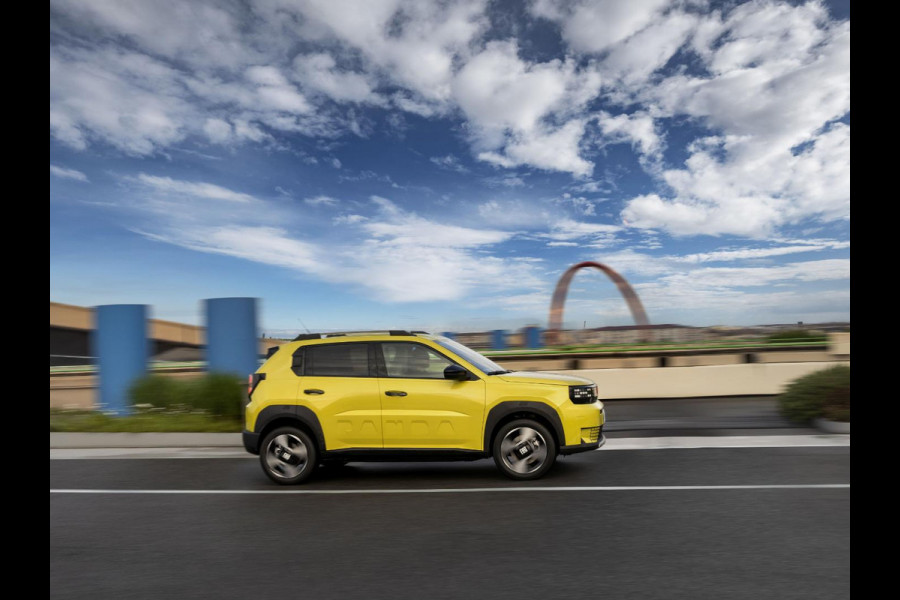 Fiat Grande Panda La Prima 44 kWh | Clima | Cruise | Camera | Apple Carplay | 17" | Navi