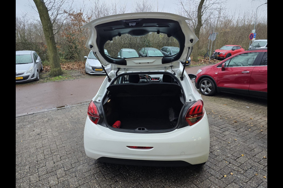 Peugeot 208 1.2 PureTech Like | 12MND GARANTIE | UNIEK LAGE KM STAND | AIRCO | CRUISE |