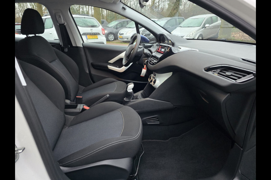 Peugeot 208 1.2 PureTech Like | 12MND GARANTIE | UNIEK LAGE KM STAND | AIRCO | CRUISE |