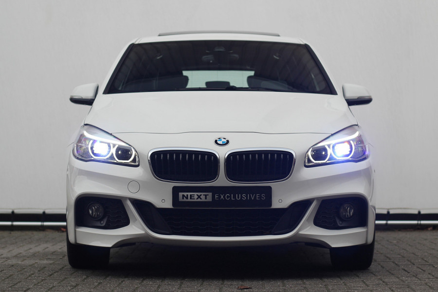 BMW 2 Serie Active Tourer 225xe iPerformance High Executive | M-sport | Pano | Camera | LED | Nwe. Accu