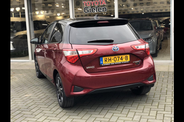 Toyota Yaris 1.5 Hybrid Bi-Tone | Eerste eigenaar, 16 inch, Spoiler, Cruise control, Parkeercamera, Safety sense, Climate control