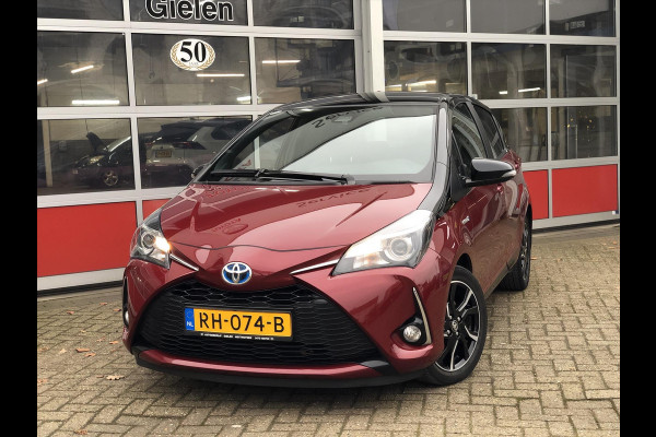 Toyota Yaris 1.5 Hybrid Bi-Tone | Eerste eigenaar, 16 inch, Spoiler, Cruise control, Parkeercamera, Safety sense, Climate control