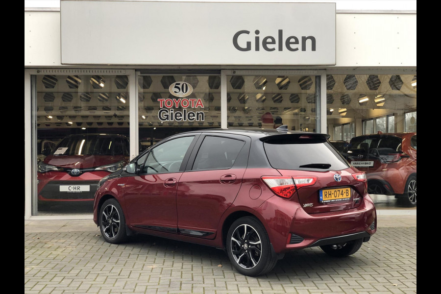 Toyota Yaris 1.5 Hybrid Bi-Tone | Eerste eigenaar, 16 inch, Spoiler, Cruise control, Parkeercamera, Safety sense, Climate control