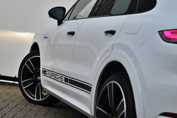 Porsche Cayenne Coupé 3.0 E-Hybrid Platinum Edition | Pano | BTW | Sport Chrono | Bose | Trekhaak