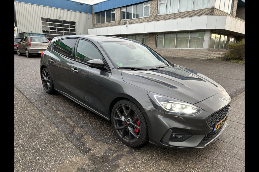 Ford Focus 2.3 EcoBoost ST-3