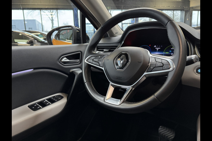 Renault Captur 1.6 E-Tech | PHEV | Hybrid 160 Edition One | Groot 9,3" Navi | Bose | ACC | Blindspot | Camera | Digitaal cockpit | 100% Dealer onderhouden | Wegklapbare Trekhaak!