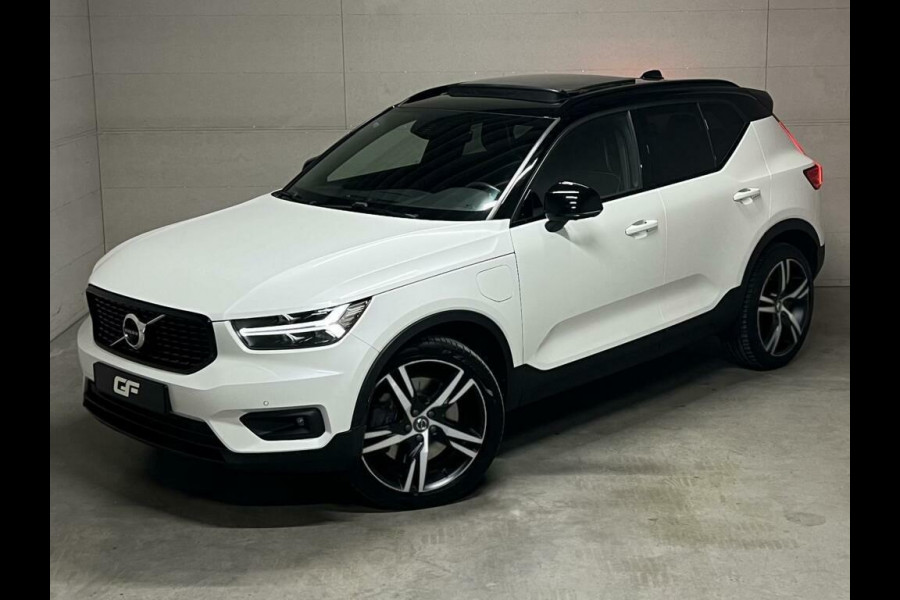 Volvo XC40 1.5 T4 Recharge R-Design Pano H/K Camera Trekhaak