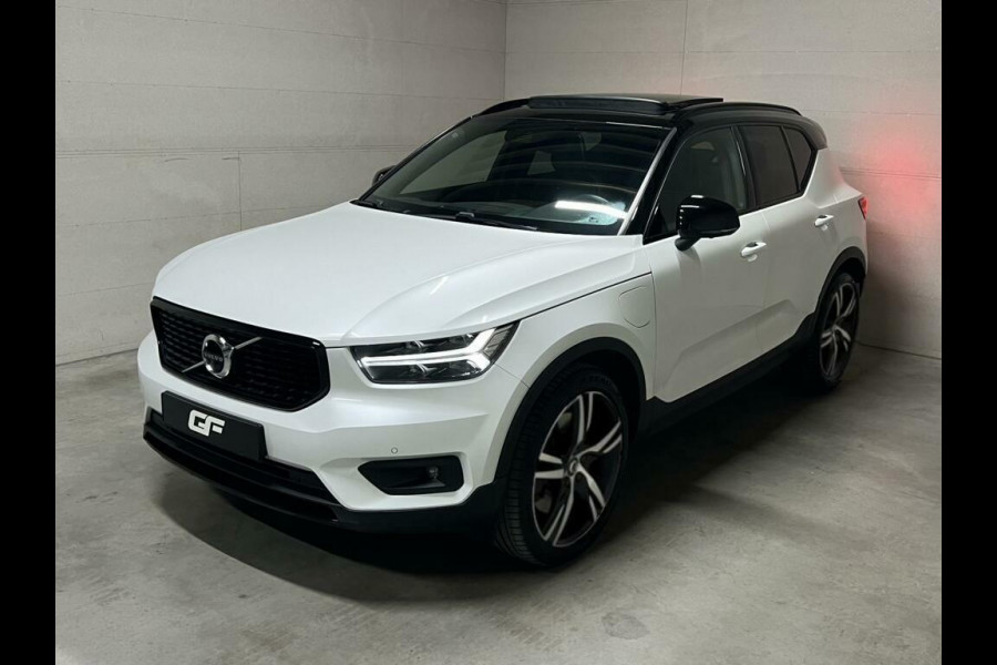 Volvo XC40 1.5 T4 Recharge R-Design Pano H/K Camera Trekhaak