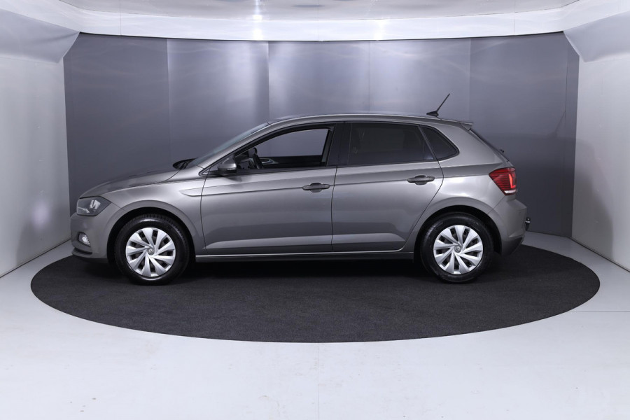 Volkswagen Polo 1.0 TSI Comfortline 95 pk | Navigatie | Trekhaak | Parkeersensoren | Autom. airco | Adaptieve cruise control |