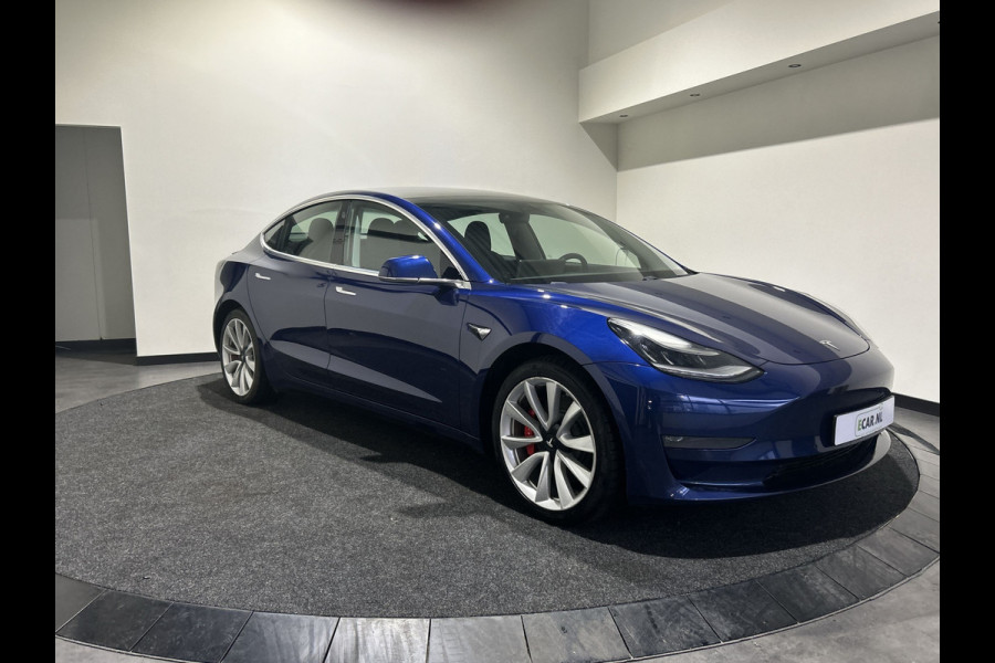 Tesla Model 3 Performance AWD 75 kWh | SoH certificaat bij aanschaf | Lichtmetalen velgen | Rode remklauwen