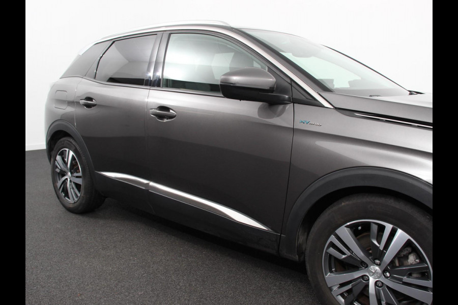 Peugeot 3008 1.6 HYbrid 225 Allure | Stoelverwarming voor | Climate control | Achteruitrij camera | LED | Apple Carplay/ Andriod Auto | Parkeersensoren | Cruise control | Rijstrook assist