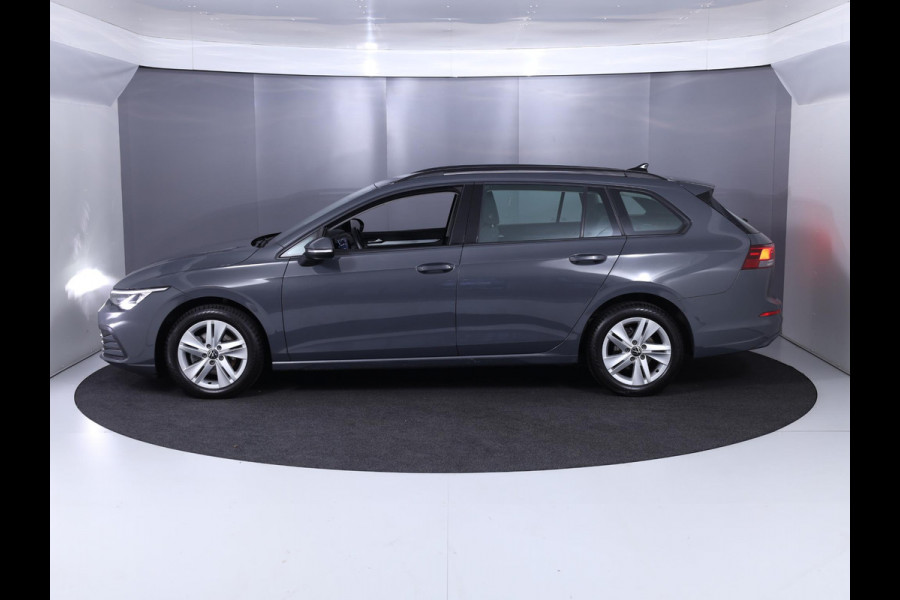 Volkswagen GOLF Variant 1.0 eTSI Life 110 pk Automaat (DSG) | Navigatie | Parkeersensoren | Achteruitrijcamera | Adaptieve cruise control | Stoelverwarming |