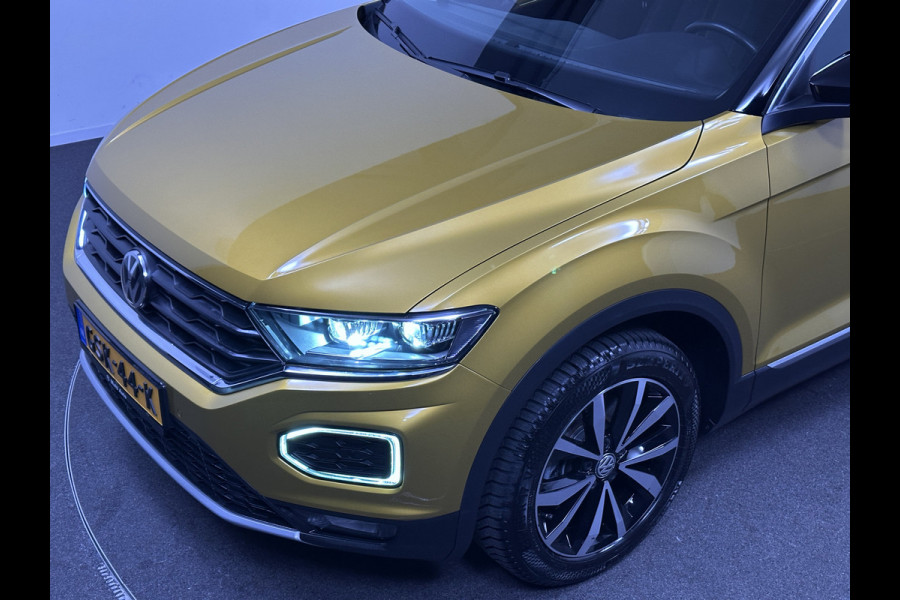 Volkswagen T-Roc 1.5 TSI Style 150pk DSG Dealer O.H | Adaptive Cruise | Navi | Stoel /Stuur Verwarming | Laneassist | 17"L.M |