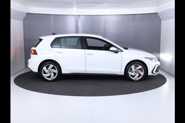 Volkswagen Golf 1.4 eHybrid GTE 245 pk Automaat (DSG) | Navigatie | Parkeersensoren | Adaptieve cruise control | LED koplampen | Stoelverwarming |