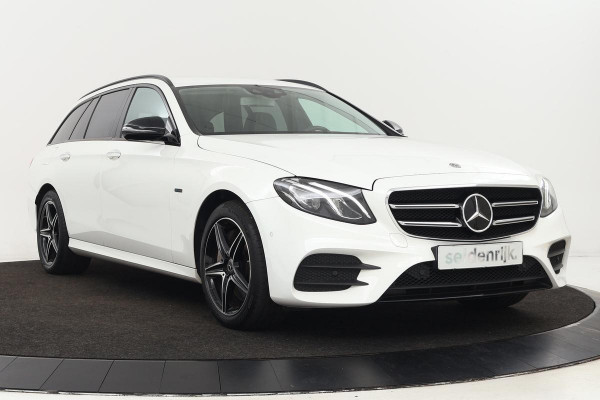 Mercedes-Benz E-Klasse 300de AMG Night | Adaptive cruise | Burmester Sound | Stoelverwarming | Keyless | Carplay | Sfeerverlichting | Camera | Widescreen | Navigatie