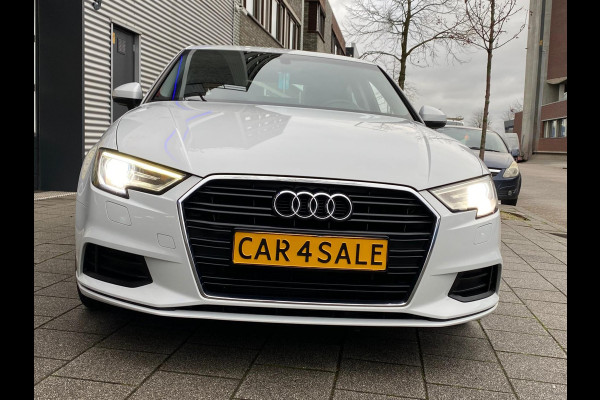 Audi A3 Limousine 1.0 TFSI Design - Airco I Sport velgen I PDC I Comfort pakket I Dealer onderhouden