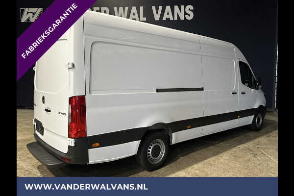 Mercedes-Benz Sprinter 317 CDI 170pk **BPM VRIJ voor de Ondernemer** L3H2 Fabrieksgarantie Euro6 Airco | Camera | Apple Carplay | Cruisecontrol Android Auto, Chauffeursstoel, Parkeersensoren, Bijrijdersbank, Stoelverwarming, MBUX