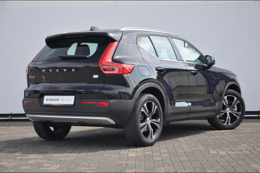 Volvo XC40 T4 211PK Automaat Recharge Inscription Expression / Cruise control/ Elektrische achterklep/ Parkeersensoren met camera/ DAB/ Apple carplay/ Bluetooth/ Climate control/ Stoel en stuurwielverwarming/ Regensensor