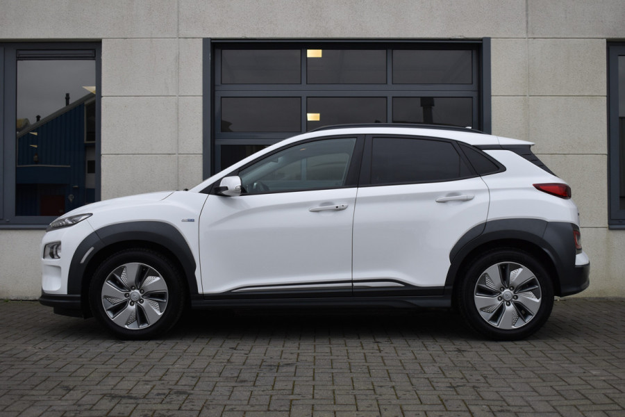 Hyundai Kona EV Fashion 64 kWh | navigatie | warmtepomp | stoelverwarming