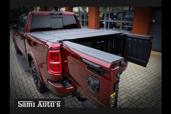 Dodge Ram 1500 LIMITED NIGHT HIGH OUTPUT 540PK 706 Nm 2025 | XB9 | MASSAGE | BOM VOL | CREW CAB | DUBBELE CABINE | GRIJSKENTEKEN | VOORRAAD NR 2302 - 7425