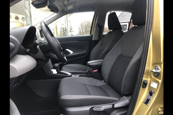 Toyota Yaris Cross 1.5 Hybrid Executive | Head up display, Elektrische achterklep, Dodehoekherkenning, Parkeersensoren, 18 inch