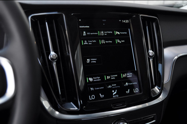 Volvo V60 B4 211PK Automaat Business Pro / Elektrische achterklep/ Keyless entry/ Adaptieve cruise control / BLIS / Apple Carplay/ DAB