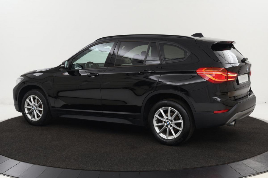 BMW X1 18i Advantage | Stoelverwarming | Full LED | Navigatie | Climate control | PDC | Cruise control | Bluetooth