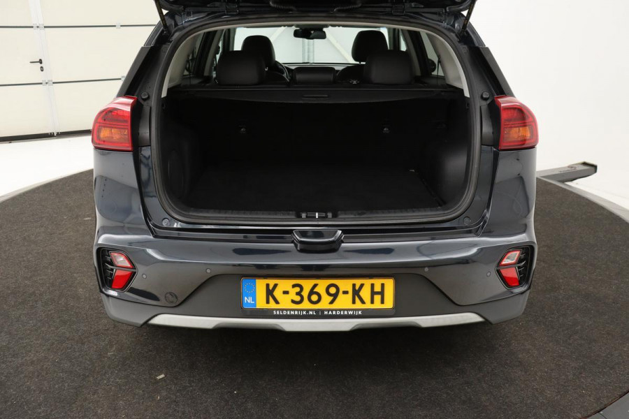 Kia Niro 1.6 GDi Hybrid ExecutiveLine | Schuifdak | Trekhaak | Stoelventilatie | Leder | Adaptive cruise | Camera | Memory | Stuurverwarming