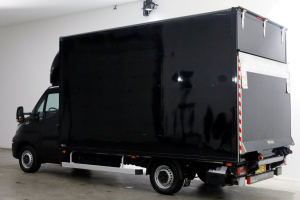 Iveco Daily 35S16 155pk E6 HiMatic Automaat XXL Bakwagen met laadklep Extra Hoog 243cm 03-2017