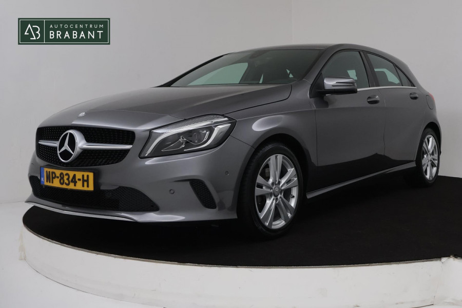 Mercedes-Benz A-Klasse 180 Prestige Automaat (NAVIGATIE, CAMERA, CLIMATE, STOELVERWARMING, NL-AUTO, GOED ONDERHOUDEN)