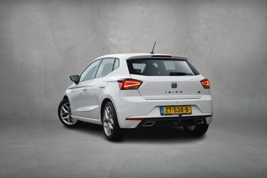 Seat Ibiza 1.0 TSI FR Business Intense | Automaat | Trekhaak | Leer/ Alcantara | CarPlay