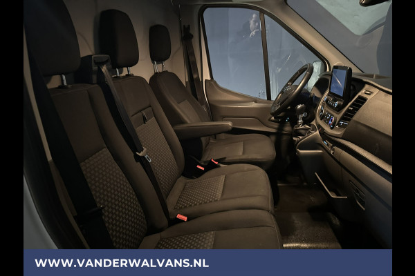 Ford Transit 2.0 TDCI 130pk L4H3 Euro6 Airco | Camera | Navigatie | Apple Carplay | Android Auto Cruisecontrol, Verwarmde voorruit, Stoelverwarming, Bijrijdersbank