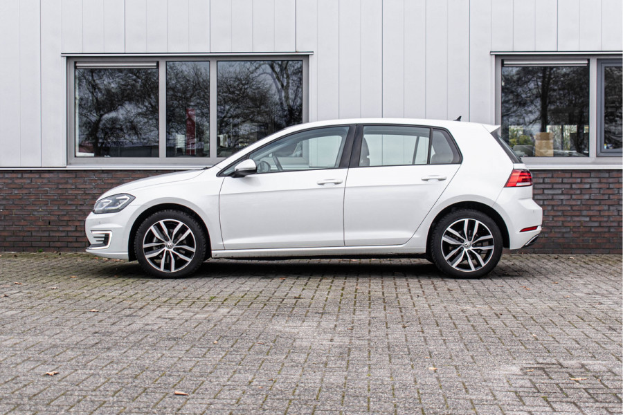 Volkswagen e-Golf | Apple CarPlay e-Golf