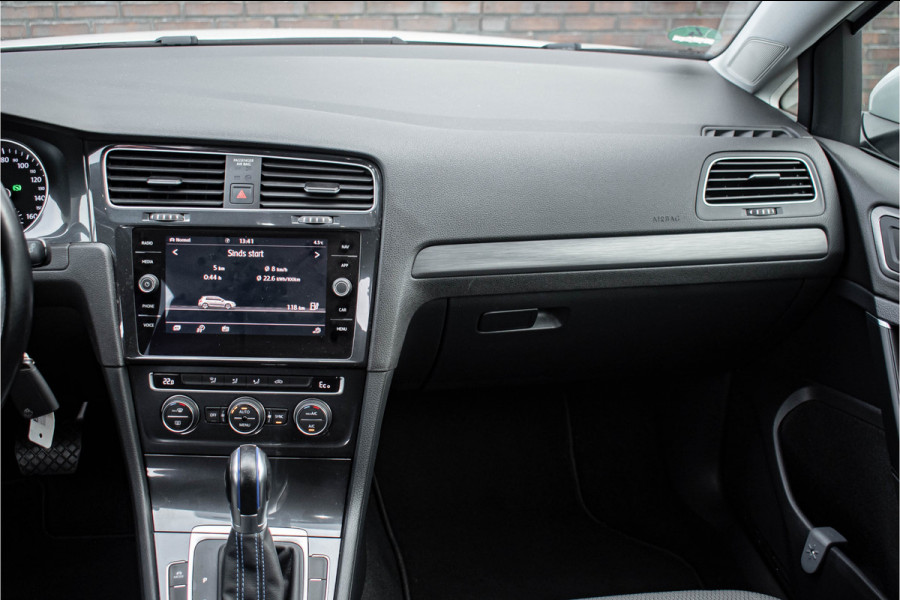 Volkswagen e-Golf | Apple CarPlay e-Golf